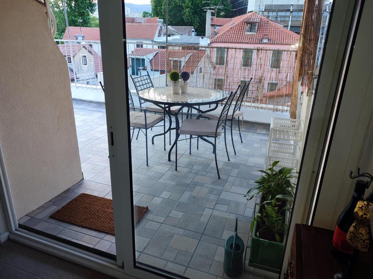 R&E Apartment 斯普利特 外观 照片