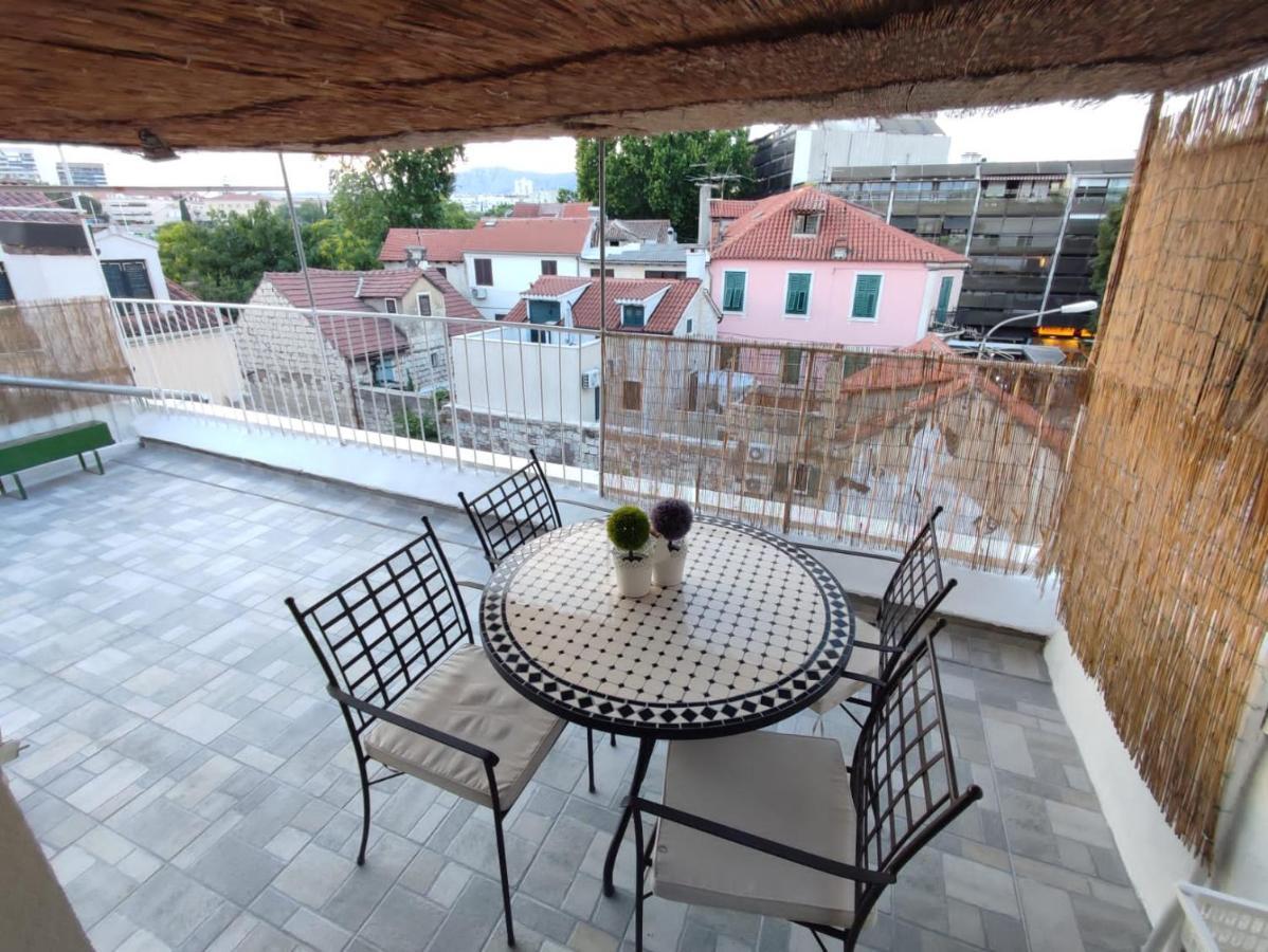 R&E Apartment 斯普利特 外观 照片